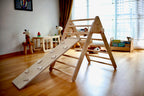 Triangle d'Escalade Pikler Pliable avec Rampe — Structure Montessori en Bois