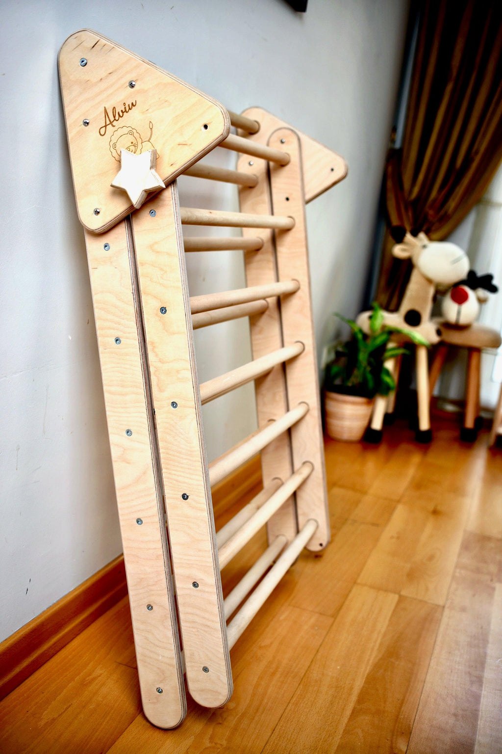 Triangle d'Escalade Pikler Pliable avec Rampe — Structure Montessori en Bois