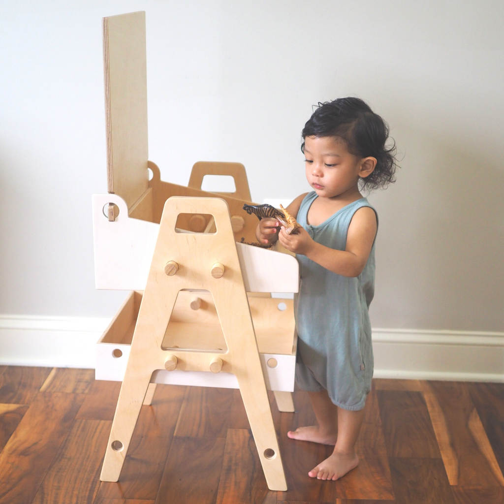 Table d'Art Montessori avec Tableau Noir — Bureau Créatif en Bois