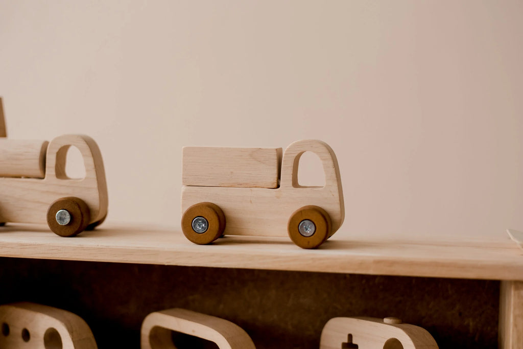 Set de Véhicules en Bois avec Circuit — Jeu d'Imagination Montessori