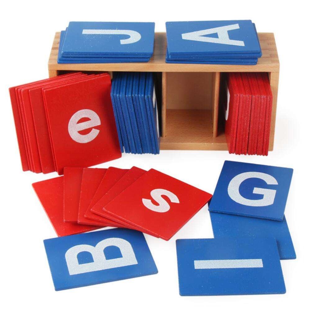 Lettres rugueuses Montessori en bois