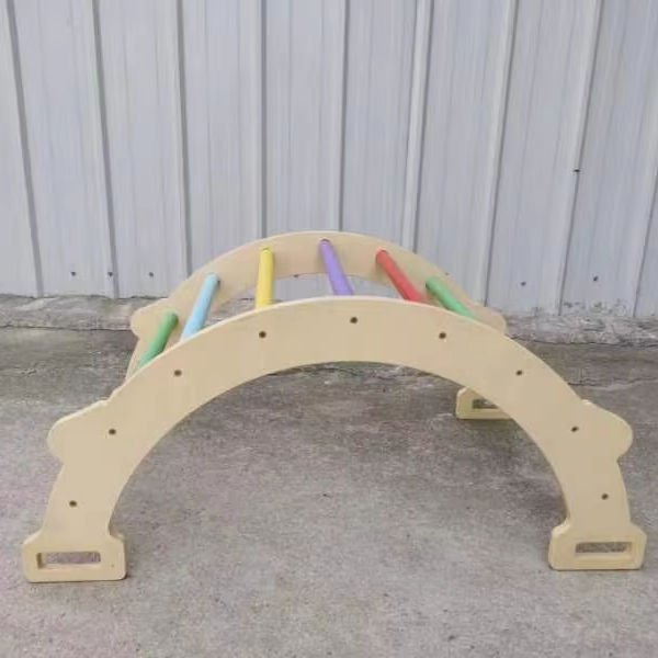 Triangle de Pikler pliable — Motricité libre